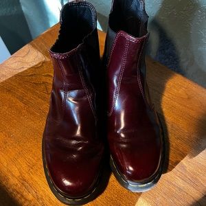 Doc Marten Chelsea boots in Oxblood